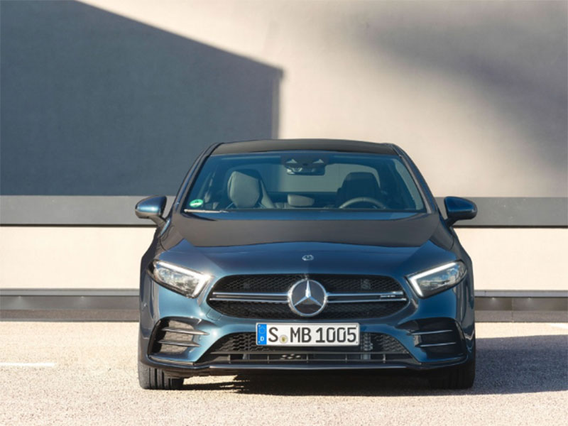 سيارة A 35 4MATIC سيدان الجديدة من مرسيدس- AMG... الخيار الأول لمن يبحثون عن الراحة والرفاهية